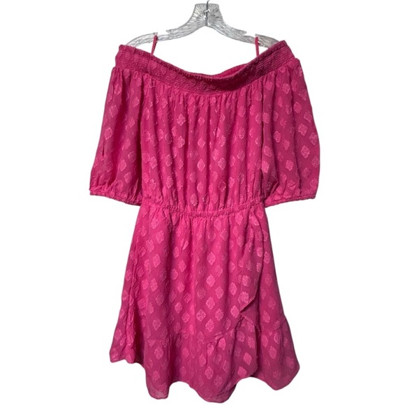 Lilly Pulitzer Rochelle off the shoulder dress with built in shorts - Picture 4 of 8